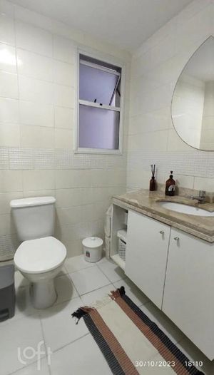 Image 9 - 705522