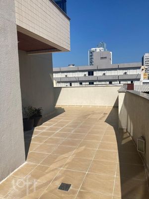 Image 9 - 705584