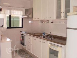 Image 9 - 705735