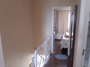 Image 10 - 705738