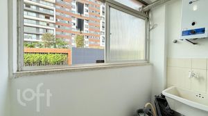Image 15 - 705793