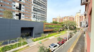 Image 6 - 705793