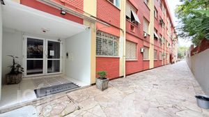 Image 19 - 705793