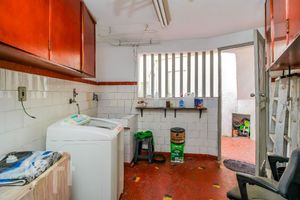 Image 32 - 706058