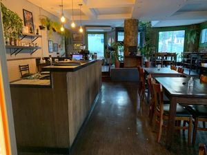 Image 13 - 706493