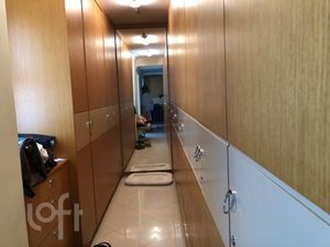 Image 3 - 706817