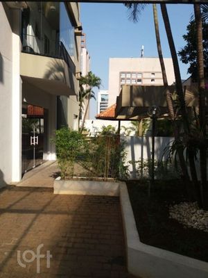 Image 11 - 706846