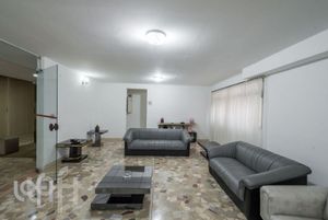 Image 31 - 706872