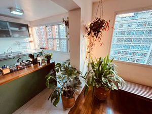 Image 6 - 708852