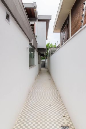 Image 64 - 711262