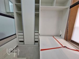 Image 13 - 713300