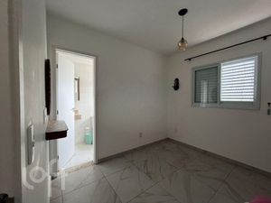 Image 6 - 714739