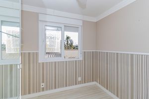 Image 15 - 714850