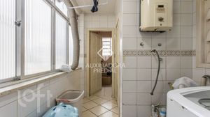 Image 37 - 715058
