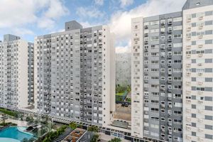 Image 32 - 715851