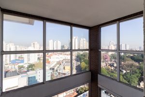 Image 19 - 717341