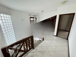 Image 8 - 717412