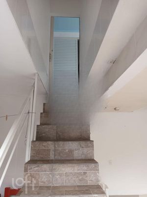 Image 19 - 718439