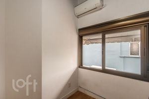 Image 7 - 718443