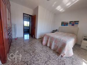 Image 9 - 718731