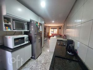 Image 4 - 718731