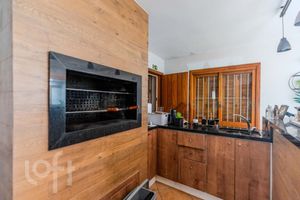 Image 23 - 718818