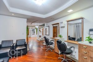 Image 9 - 718818