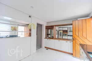 Image 31 - 718818