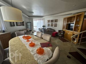 Image 9 - 719453