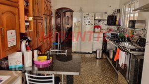Image 8 - 719773