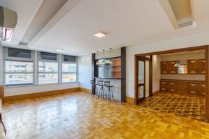 Image 38 - 720968