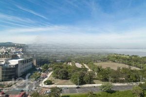 Image 12 - 721751