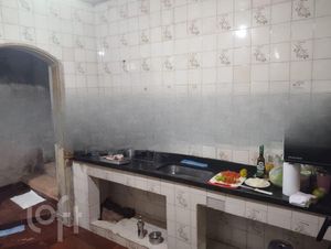 Image 2 - 723104