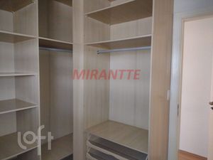 Image 4 - 724111