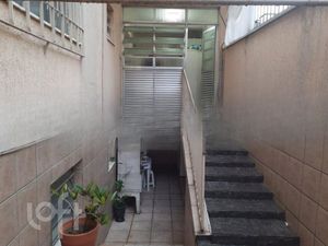 Image 19 - 724698