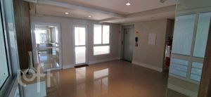 Image 1 - 725728