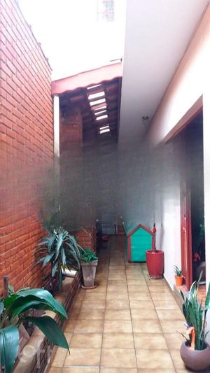 Image 1 - 725925