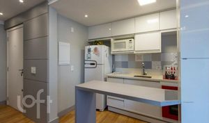 Image 3 - 726258