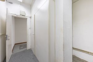 Image 31 - 726263