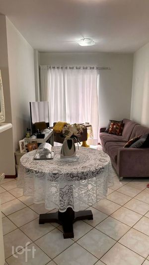 Image 4 - 726348