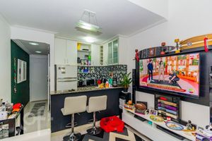 Image 1 - 726415