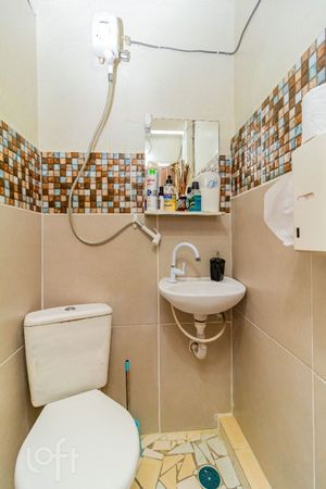Image 24 - 726467