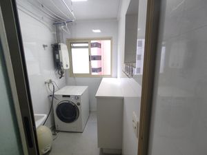 Image 5 - 726567