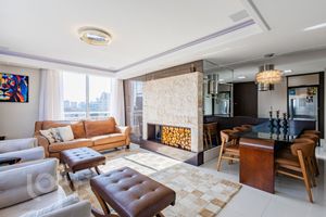 Image 1 - 726622