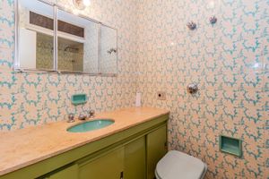Image 32 - 726676
