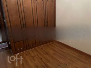 Image 19 - 726693