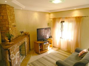 Image 3 - 727041