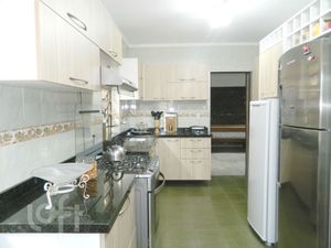 Image 4 - 727041