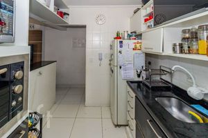 Image 14 - 727426