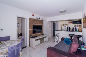 Image 1 - 727426